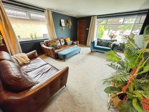 Lounge- click for photo gallery